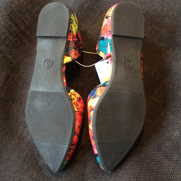 NWT Kendall Floral Bright SlipOn pointed toe shoes - Picture 4 of 7